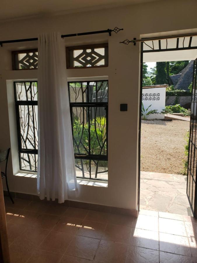 Diani Ke Villa Ukunda Exterior photo